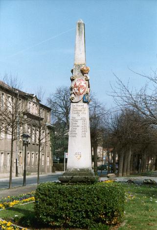 Postdistanzsäule